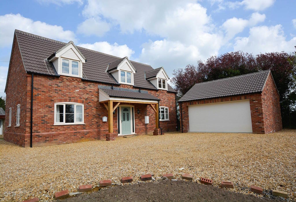 NEW BUILD WITH BESPOKE NORFOLK GROUP